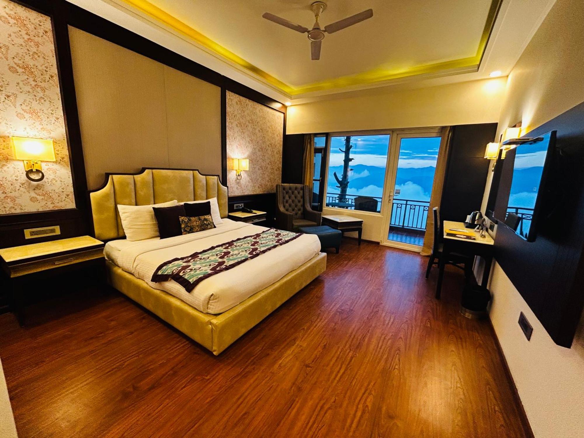 Grand View Hotel Далхаузи Экстерьер фото